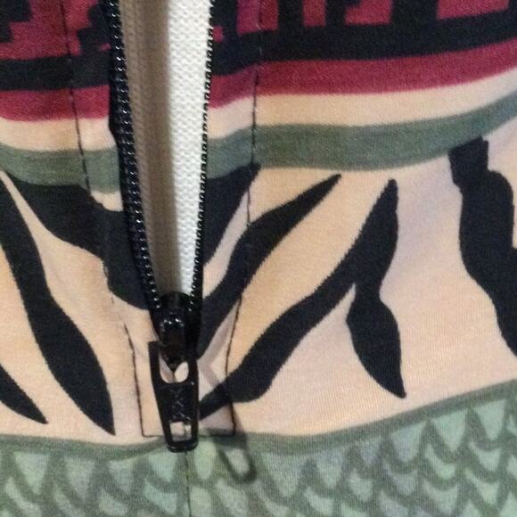 Kathie Lee Collection Multi-Print S/L V-Neck Dress Size 12 - Picture 11 of 16